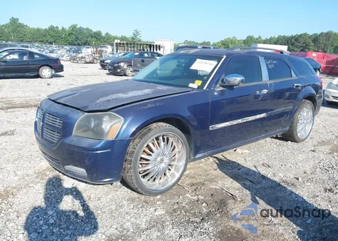 2005 Dodge Magnum Sxt z USA, uszkodzony, nr VIN 2D4FV48V15H570372